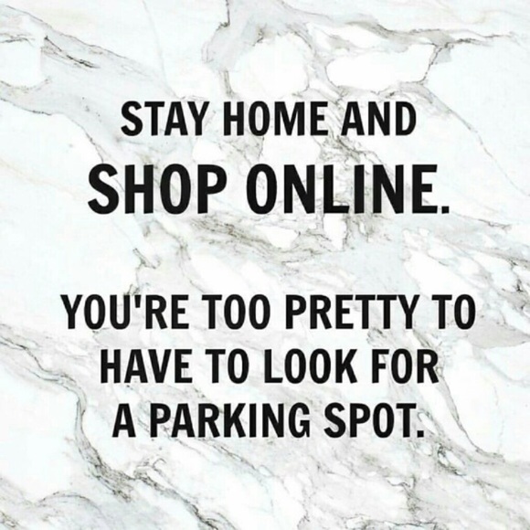 π΄Welcomeπ΄ πββοΈ I am always open to offers πΊ. Thanks for visiting my closetβ¨ - Picture 4 of 4